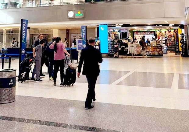 赴美生子|送机回国，孕育之旅圆满结束